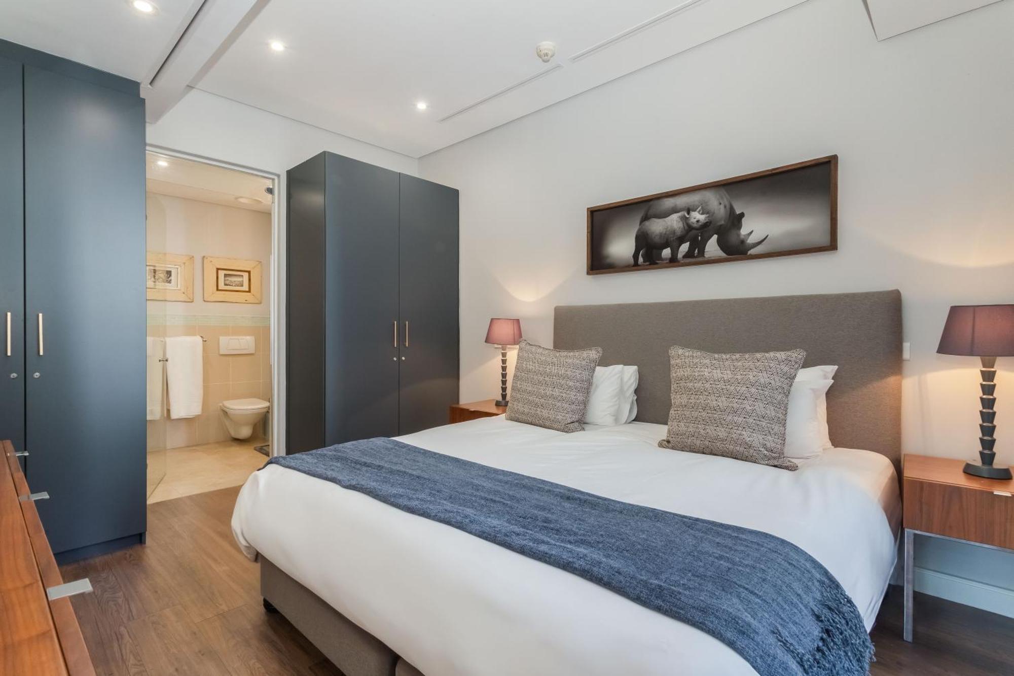 Mountain Marina Luxury Apartments Cape Town Bilik gambar