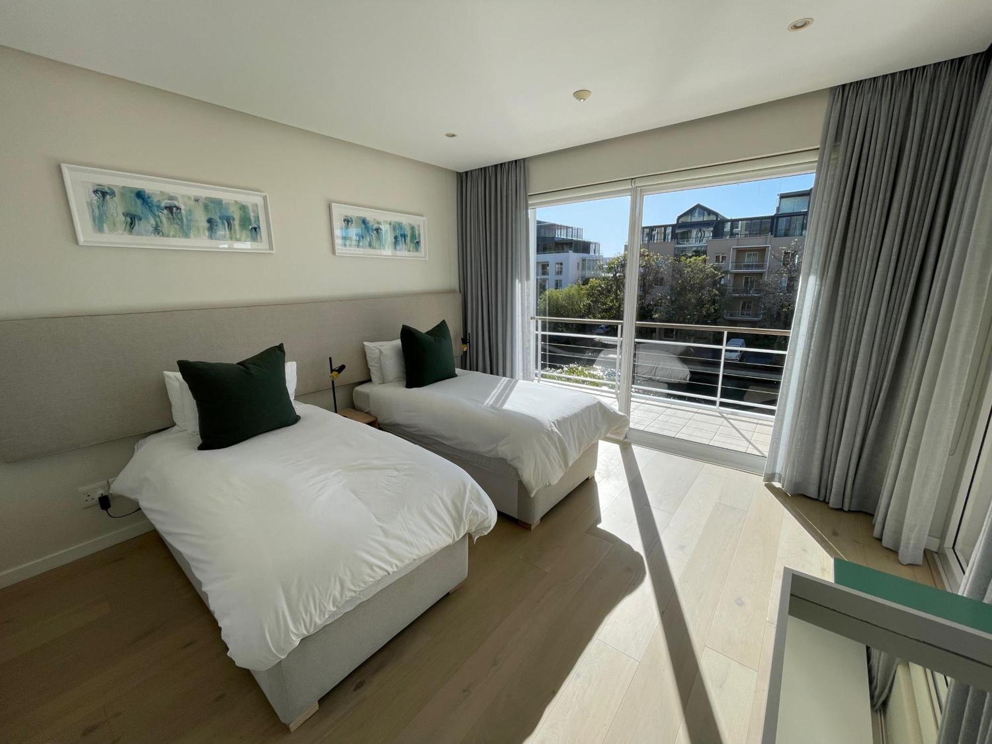 Mountain Marina Luxury Apartments Cape Town Bilik gambar