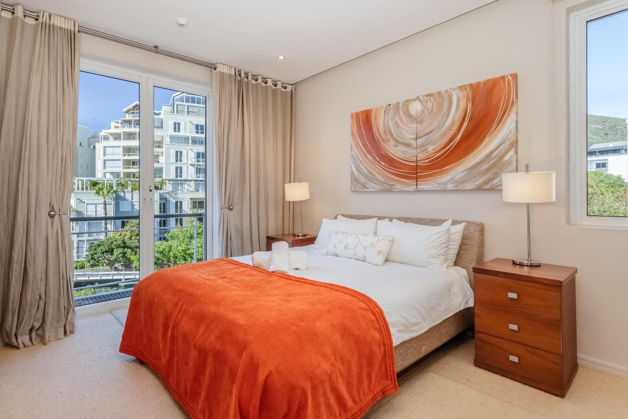 Mountain Marina Luxury Apartments Cape Town Bilik gambar