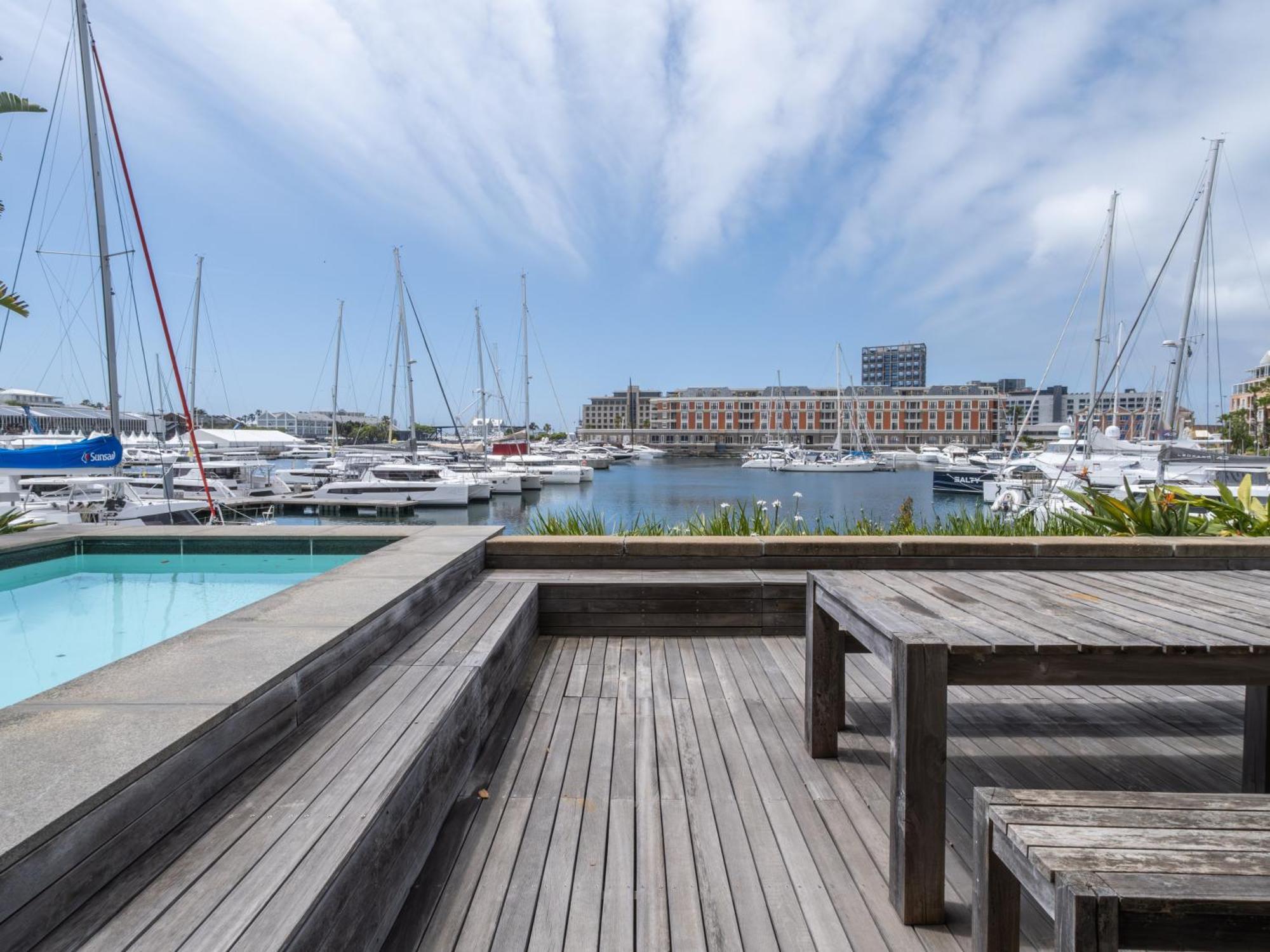 Mountain Marina Luxury Apartments Cape Town Bilik gambar