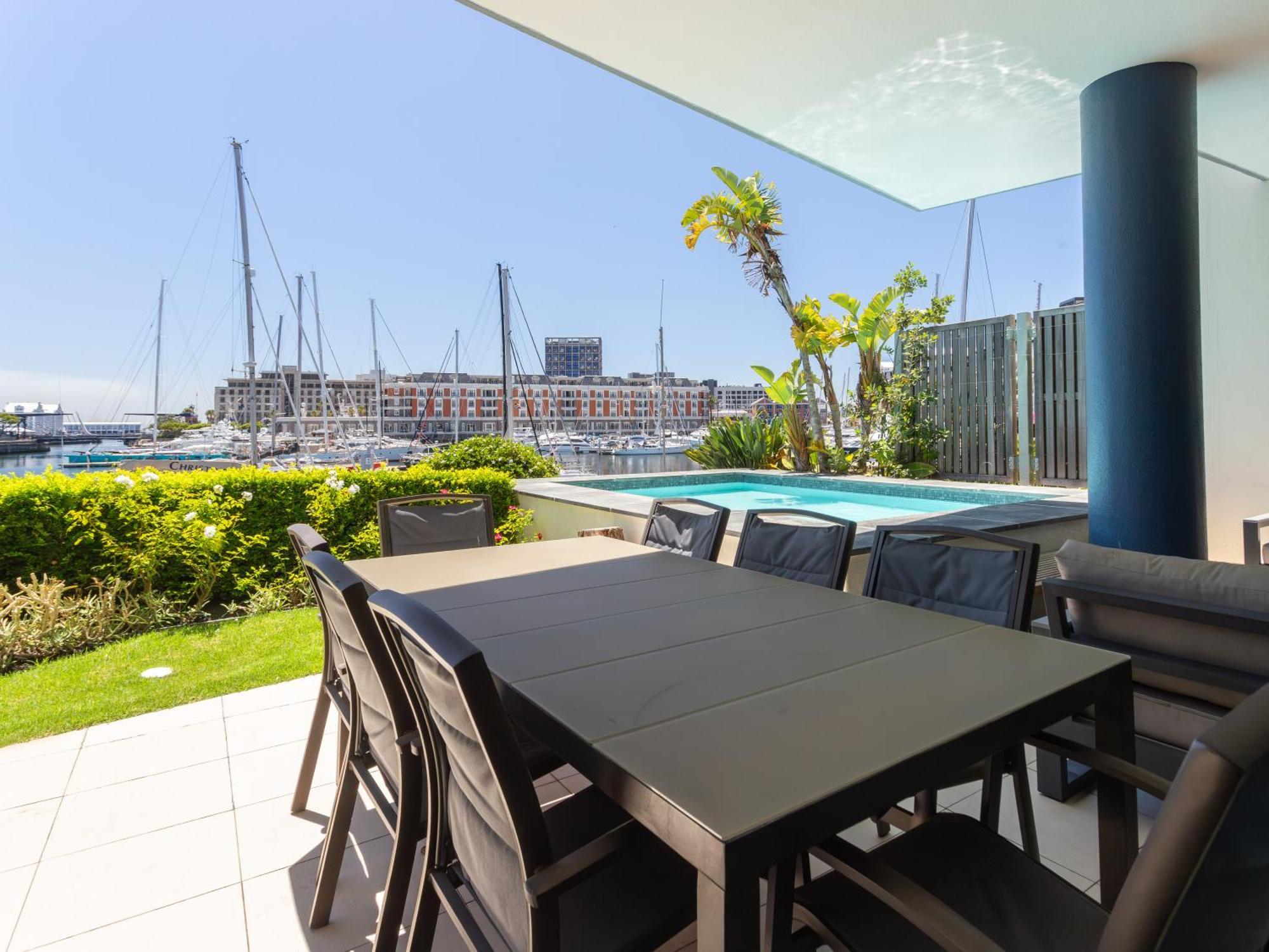 Mountain Marina Luxury Apartments Cape Town Bilik gambar