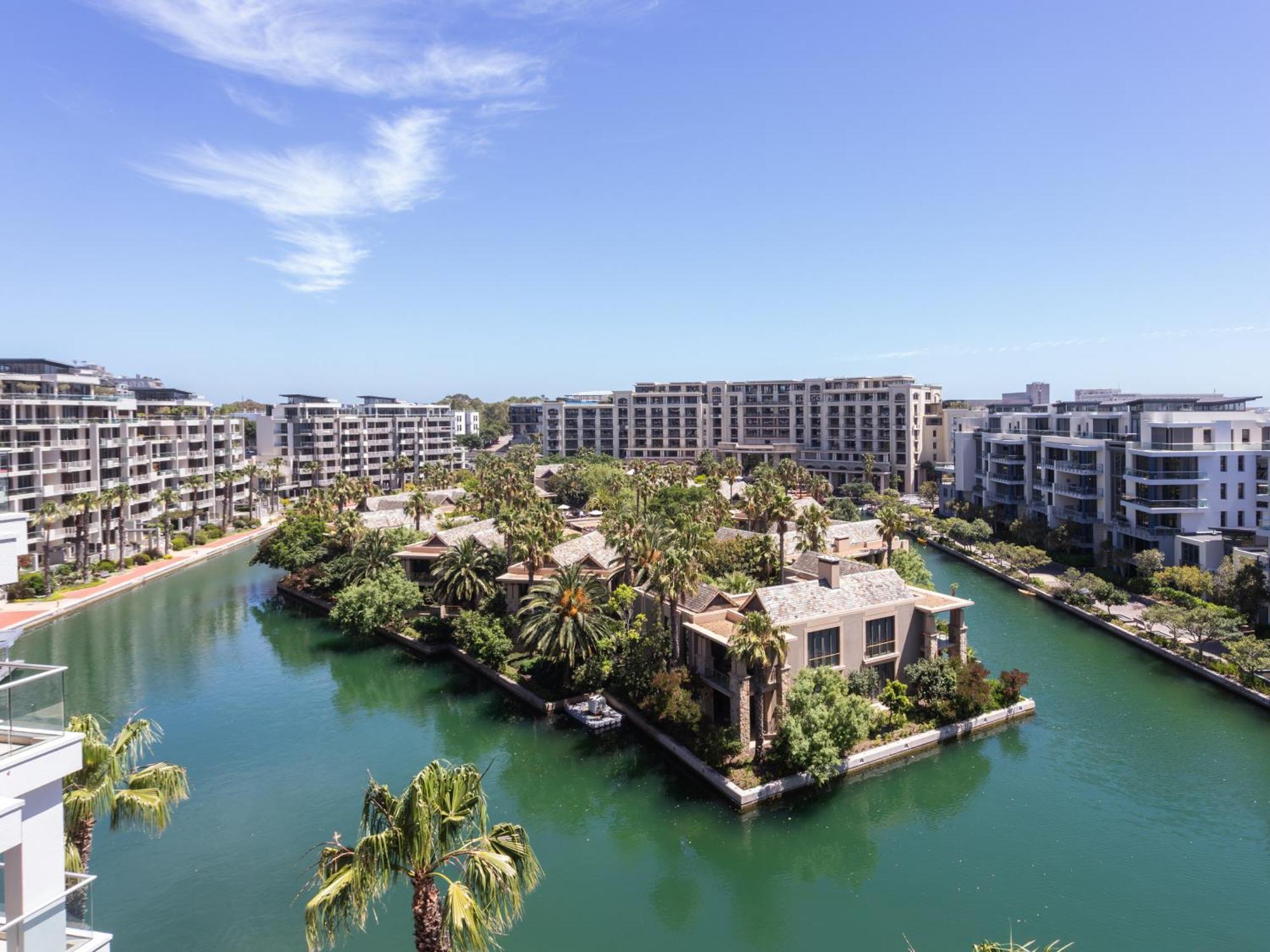 Mountain Marina Luxury Apartments Cape Town Bilik gambar