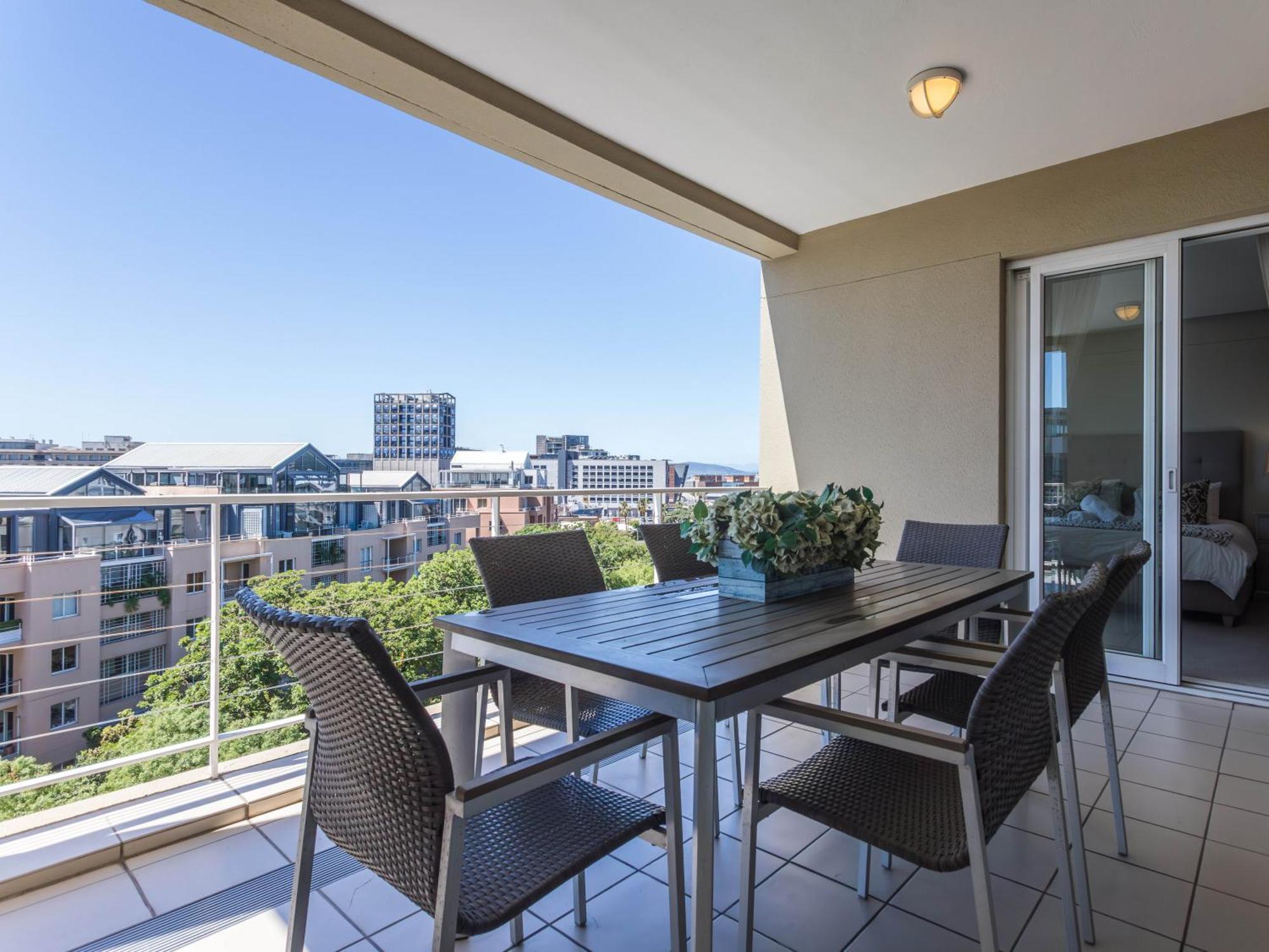 Mountain Marina Luxury Apartments Cape Town Bilik gambar
