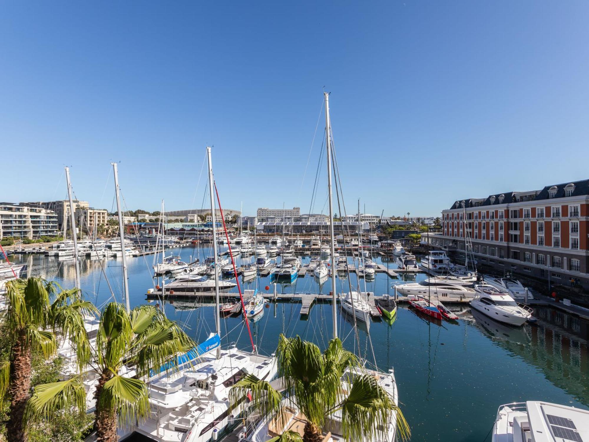 Mountain Marina Luxury Apartments Cape Town Bilik gambar